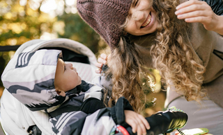 Der richtige Fußsack für den Kinderwagen im Winter